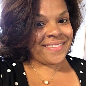 Meet your Posher, Ileana